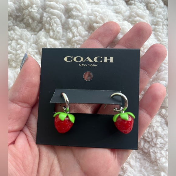 Coach strawberry huggie earrings and handmade Red Pearl Embellished Headband NWT - Picture 4 of 9